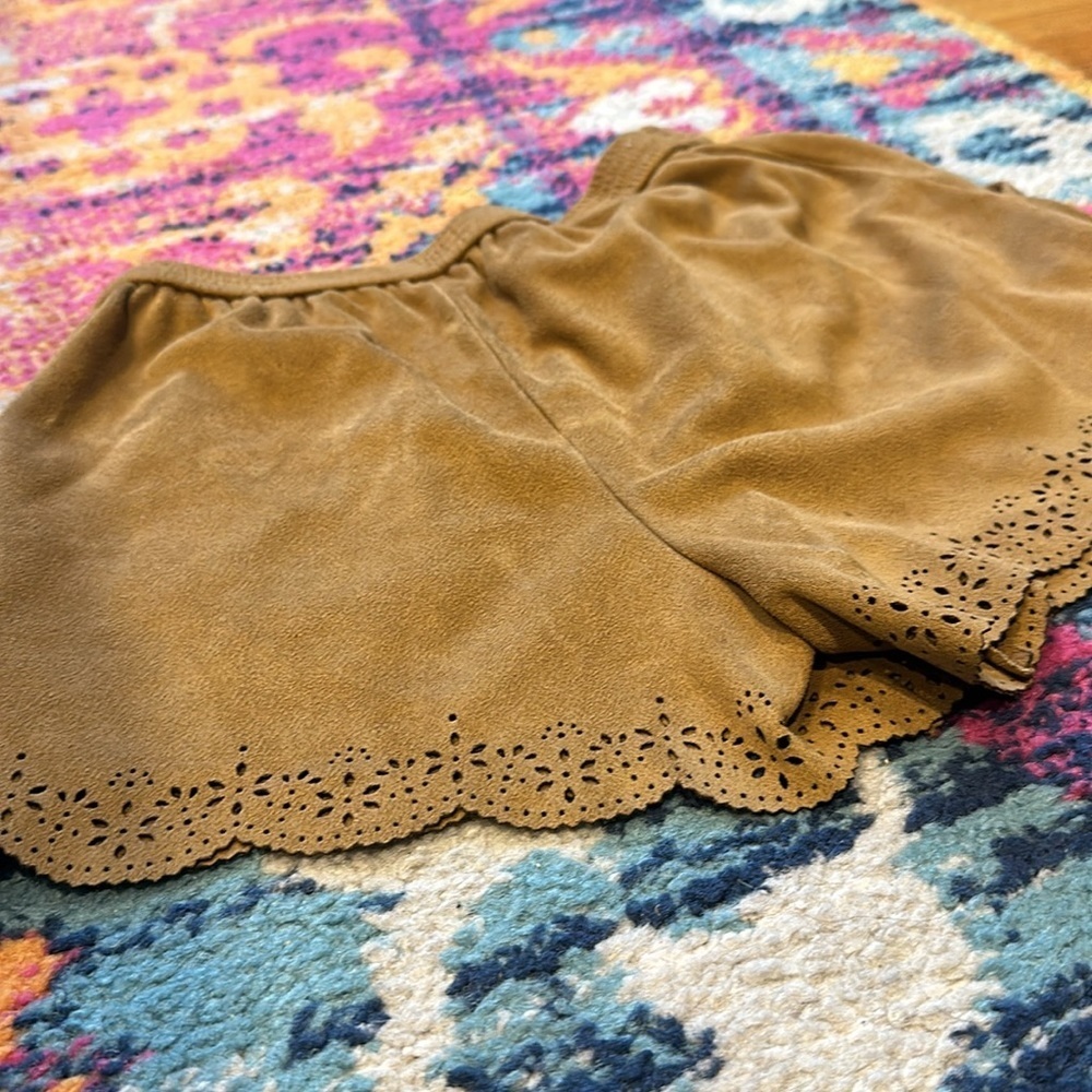 Zara Shorts - Picture 5 of 6